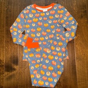 NWT Autumn Pumpkins Vintage Blue Knit Pajama Set - 12 price is firm